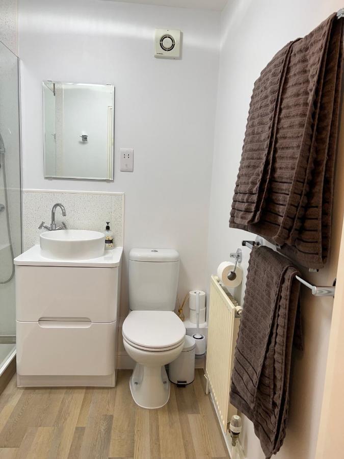 Glastonbury High Street Sanctuary- 2 Bd, Sleeps 4 Bagian luar foto