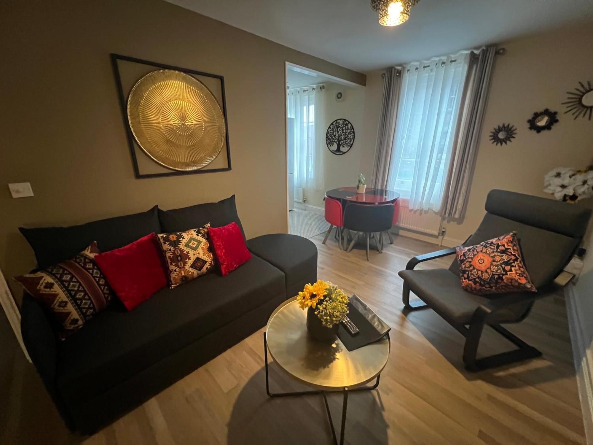 Glastonbury High Street Sanctuary- 2 Bd, Sleeps 4 Bagian luar foto